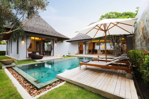 Casa de 3 dormitorios en Phuket, Tailandia № 180986 - foto 2