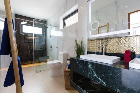 Casa de 3 dormitorios en Ko Samui, Tailandia № 180982 - foto 21
