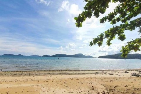 Chalet de 4 dormitorios en Phuket, Tailandia № 165222 - foto 19