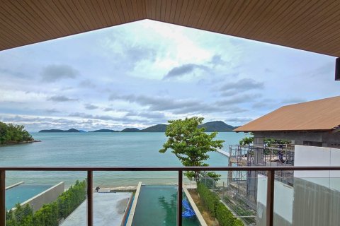 Chalet de 4 dormitorios en Phuket, Tailandia № 165222 - foto 26