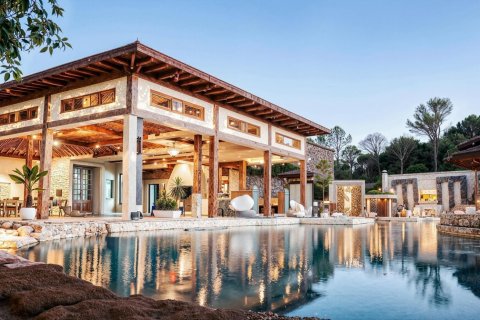 Wohnung in Krabi, Thailand 4 Schlafzimmer № 165218