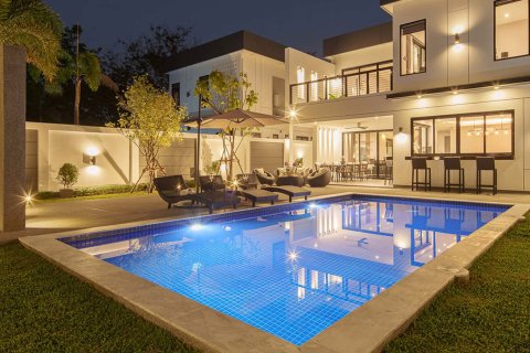Chalet de 4 dormitorios en Chiang Mai, Tailandia № 149581 - foto 15
