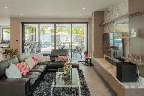 Chalet de 4 dormitorios en Chiang Mai, Tailandia № 149581 - foto 3