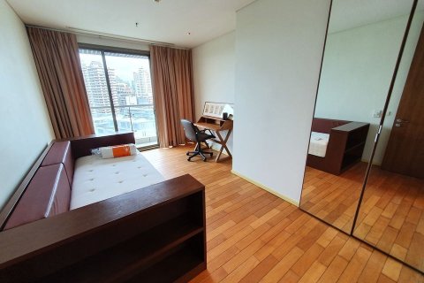 Condominio de 2 dormitorios en Khlong Toei, Bangkok, Tailandia № 164475 - foto 8