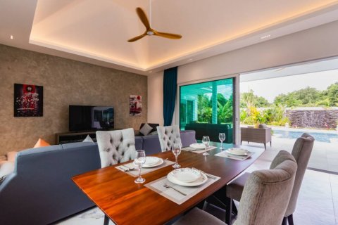 Chalet de 3 dormitorios en Hua Hin, Tailandia № 115206 - foto 7