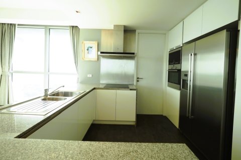 Condominio de 3 dormitorios en Bangkok, Tailandia № 181049 - foto 7