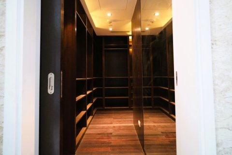 Condominio de 3 dormitorios en Bangkok, Tailandia № 181049 - foto 14