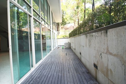 Condominio de 4 dormitorios en Bangkok, Tailandia № 181046 - foto 15