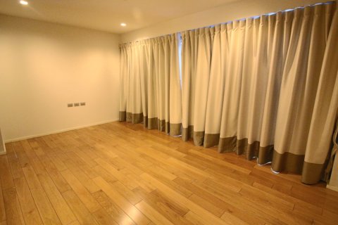 Condominio de 4 dormitorios en Bangkok, Tailandia № 181046 - foto 13