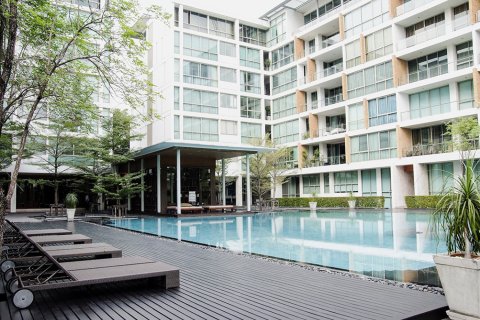 Condominio de 4 dormitorios en Bangkok, Tailandia № 181046 - foto 18