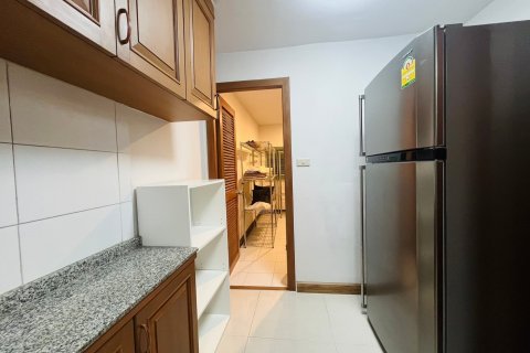 Condominio de 3 dormitorios en Bangkok, Tailandia № 65927 - foto 14