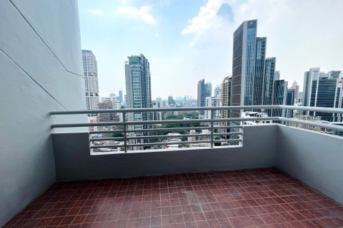 Condominio de 3 dormitorios en Bangkok, Tailandia № 65927 - foto 7