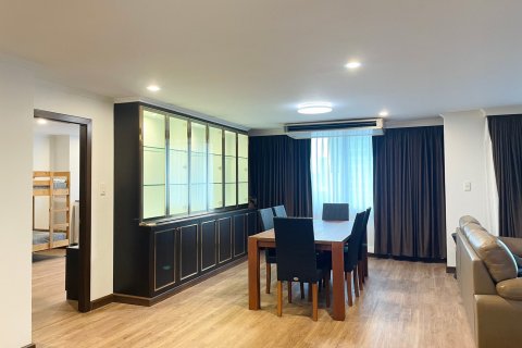 Condominio de 3 dormitorios en Bangkok, Tailandia № 65927 - foto 5