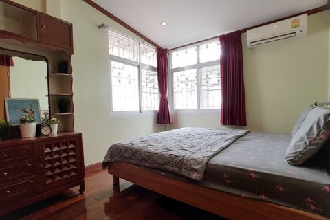 Haus in Bangkok, Thailand 5 Schlafzimmer № 65922 - Foto 7