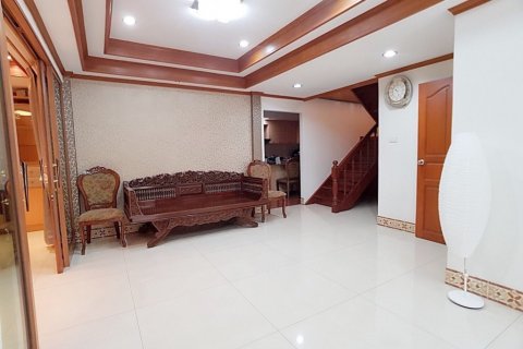 Haus in Bangkok, Thailand 5 Schlafzimmer № 65922 - Foto 10