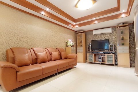 Haus in Bangkok, Thailand 5 Schlafzimmer № 65922 - Foto 9