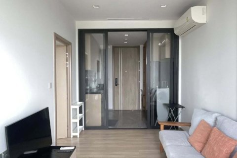 Studio dans le Condo à Watthana, Bangkok, Thaïlande  № 164484 - photo 2