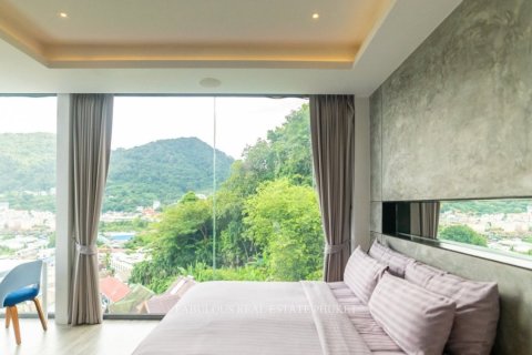 Villa in Patong, Thailand 7 Schlafzimmer № 179761 - Foto 11