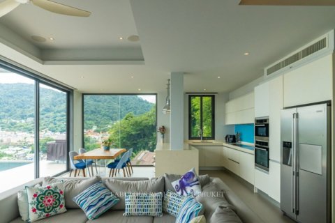 Villa in Patong, Thailand 7 Schlafzimmer № 179761 - Foto 6