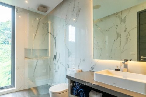 Villa in Patong, Thailand 7 Schlafzimmer № 179761 - Foto 13