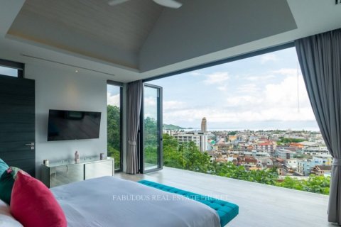 Villa in Patong, Thailand 7 Schlafzimmer № 179761 - Foto 4