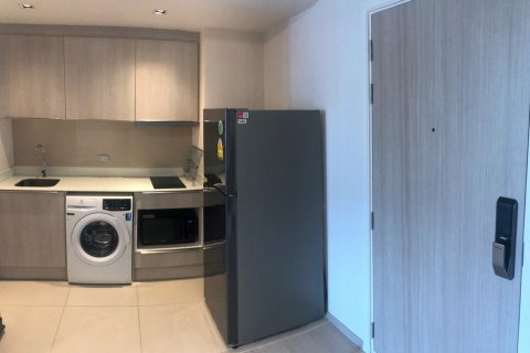 Condominio de 1 dormitorio en Bangkok, Tailandia № 65647 - foto 5