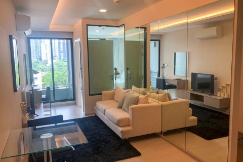 Condo in Bangkok, Thailand, 1 bedroom  № 65647