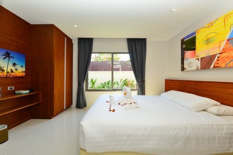 Casa de 3 dormitorios en Phuket, Tailandia № 65644 - foto 7