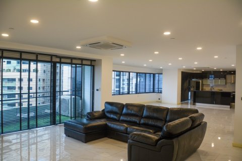 Condominio de 3 dormitorios en Bangkok, Tailandia № 65898 - foto 5