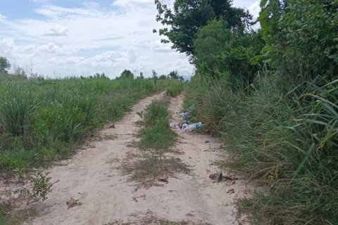 Terreno en Si Racha, Tailandia № 114166 - foto 4