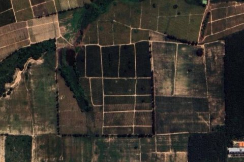Terreno en Si Racha, Tailandia № 114166 - foto 2