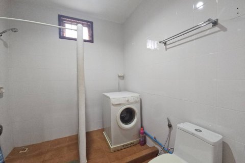 Chalet de 3 dormitorios en Hua Hin, Tailandia № 168317 - foto 15