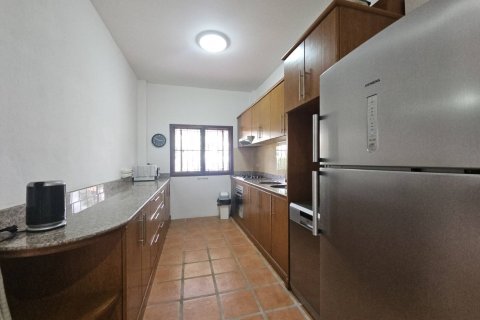 Chalet de 3 dormitorios en Hua Hin, Tailandia № 168317 - foto 8