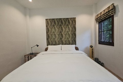 Chalet de 3 dormitorios en Hua Hin, Tailandia № 168317 - foto 13