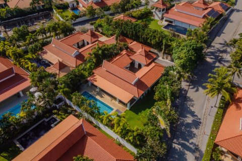 Chalet de 3 dormitorios en Hua Hin, Tailandia № 168318 - foto 29