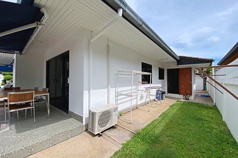Chalet de 3 dormitorios en Hua Hin, Tailandia № 168316 - foto 28