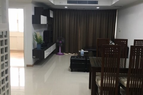 Eigentumswohnung in Watthana, Bangkok, Thailand, 3 Schlafzimmer № 200752 - Foto 6