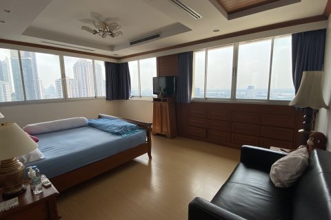 Eigentumswohnung in Watthana, Bangkok, Thailand, 3 Schlafzimmer  № 200753 - Foto 8