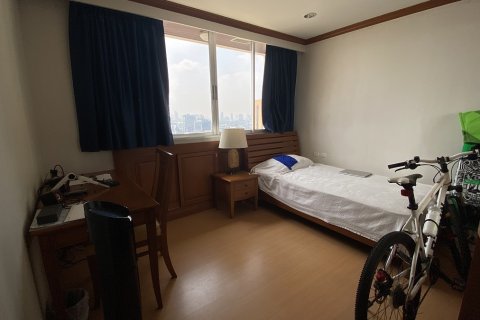Eigentumswohnung in Watthana, Bangkok, Thailand, 3 Schlafzimmer  № 200753 - Foto 9