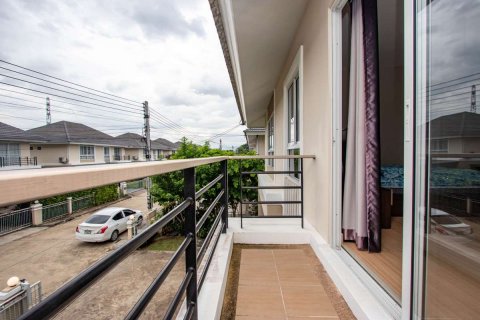 Casa de 4 dormitorios en Chiang Mai, Tailandia № 205537 - foto 2