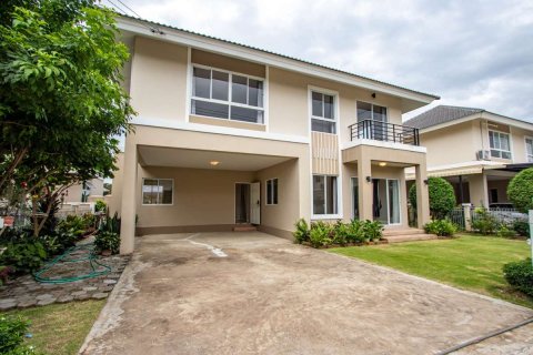Casa de 4 dormitorios en Chiang Mai, Tailandia № 205537 - foto 16