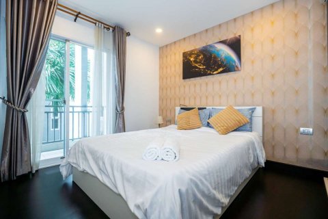 Condominio de 1 dormitorio en Chiang Mai, Tailandia № 205538 - foto 3