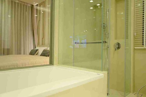 Condominio de 2 dormitorios en Bangkok, Tailandia № 183397 - foto 12