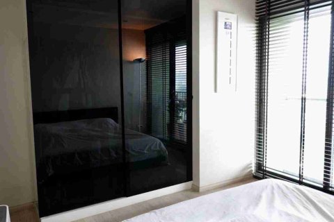 Condominio de 1 dormitorio en Bangkok, Tailandia № 183396 - foto 8