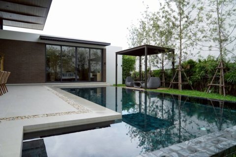 Chalet de 4 dormitorios en Phuket, Tailandia № 151106 - foto 2
