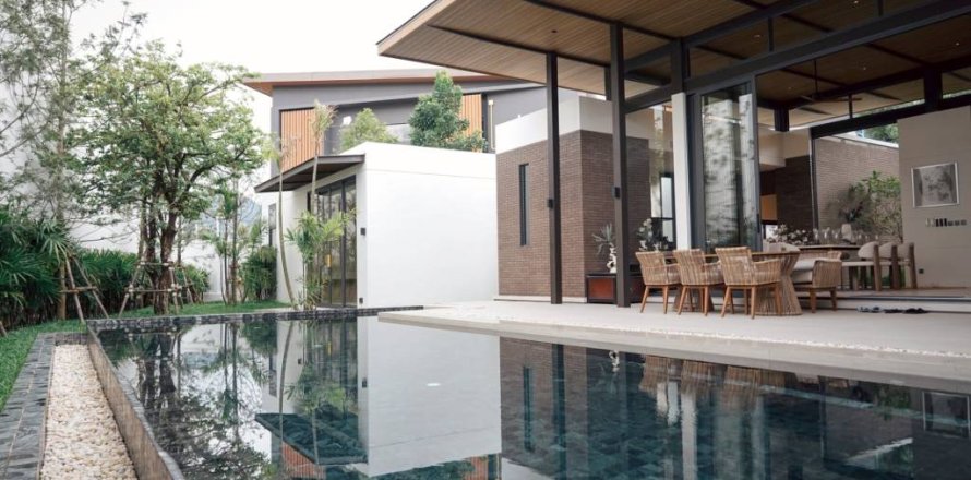 Chalet de 4 dormitorios en Phuket, Tailandia № 151106