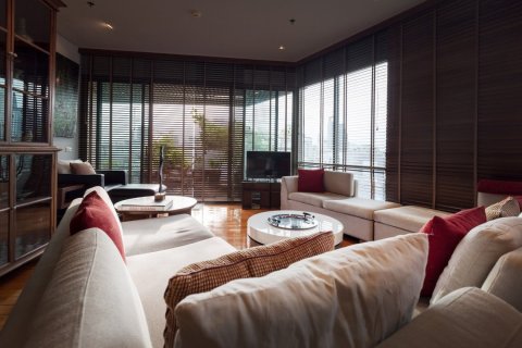 Condominio de 3 dormitorios en Bangkok, Tailandia № 181022 - foto 7