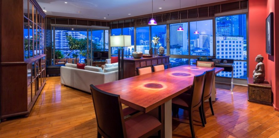 Condominio de 3 dormitorios en Bangkok, Tailandia № 181022