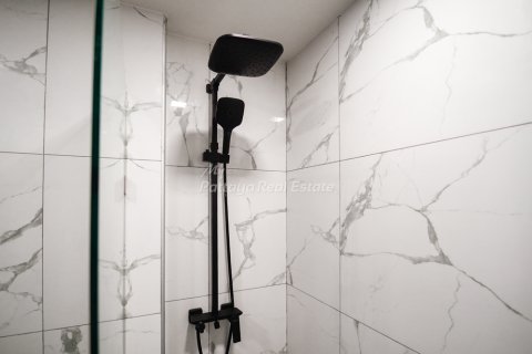 Condominio de 2 dormitorios en Bang Lamung, Tailandia № 153792 - foto 15