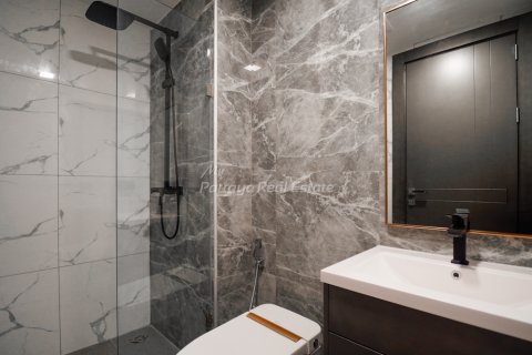 Condominio de 2 dormitorios en Bang Lamung, Tailandia № 153792 - foto 10